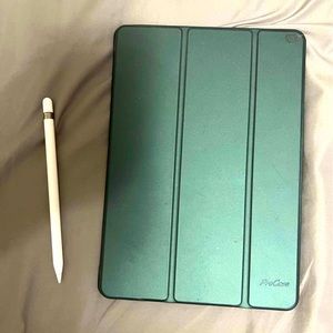 Apple ipad  7th generation tablet 10.2 inch 32 gb